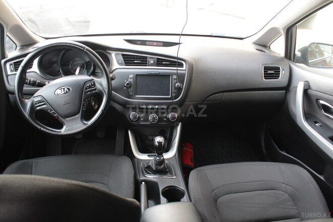 Kia Ceed 2017, 240,000 km - 1.4 л - Bakı