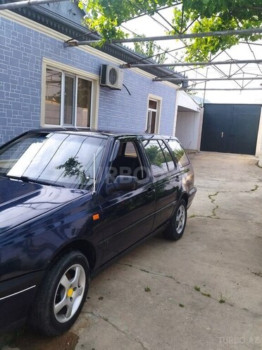 Volkswagen Golf 1995, 165,850 km - 1.9 l - Şirvan
