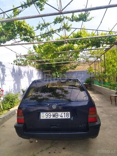 Volkswagen Golf 1995, 165,850 km - 1.9 l - Şirvan