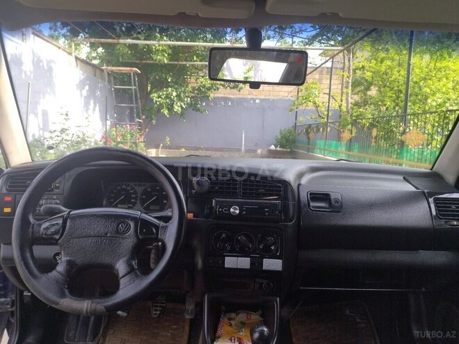 Volkswagen Golf 1995, 165,850 km - 1.9 l - Şirvan