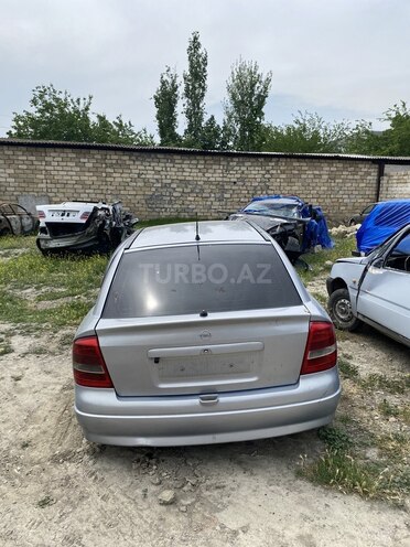 Opel Astra 2000, 450,000 km - 1.6 l - Mingəçevir