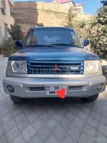 Mitsubishi Pajero io 1999, 300,000 km - 1.8 l - Bakı