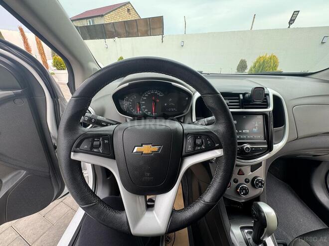 Chevrolet Aveo-7