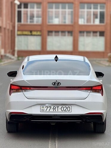 Hyundai Elantra 2021, 80,000 km - 2.0 л - Bakı