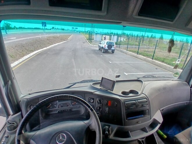 Mercedes Axor 2533 2006, 579,636 km - 12.0 l - Bərdə