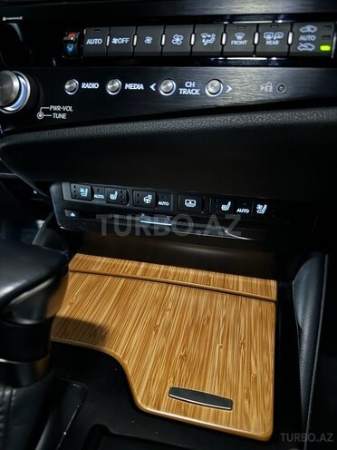 Lexus ES 250 2022, 24,000 km - 2.5 л - Bakı