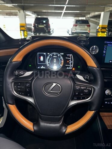 Lexus ES 250 2022, 24,000 km - 2.5 л - Bakı