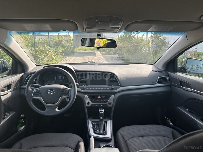 Hyundai Elantra 2018, 156,106 km - 2.0 l - Bakı