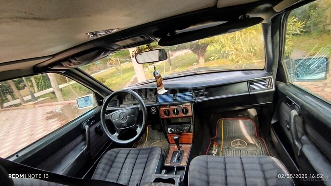 Mercedes 190 1991, 258,674 km - 2.0 л - Bakı