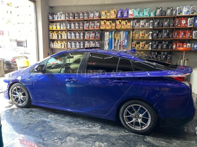 Toyota Prius 2016, 250,000 km - 1.8 l - Bakı