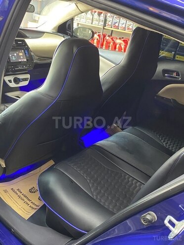 Toyota Prius 2016, 250,000 km - 1.8 l - Bakı