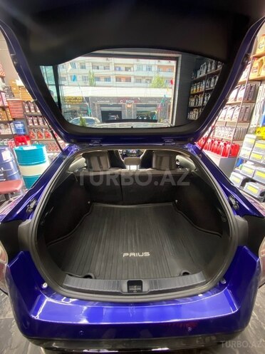 Toyota Prius 2016, 250,000 km - 1.8 l - Bakı