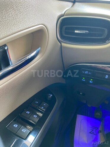 Toyota Prius 2016, 250,000 km - 1.8 l - Bakı