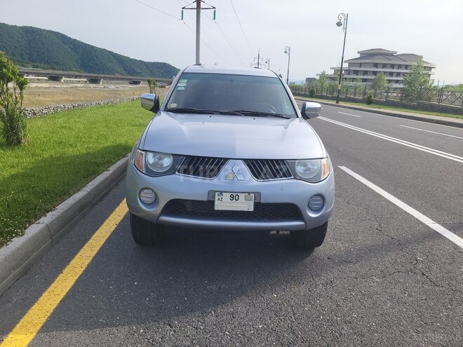 Mitsubishi L200 2008, 370,000 km - 2.5 l - Qəbələ