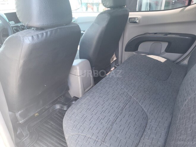 Mitsubishi L200 2008, 370,000 km - 2.5 l - Qəbələ