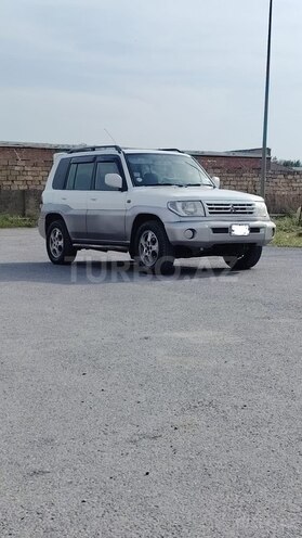 Mitsubishi Pajero io 2001, 245,200 km - 2.0 l - Bakı
