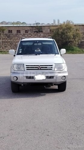 Mitsubishi Pajero io 2001, 245,200 km - 2.0 l - Bakı