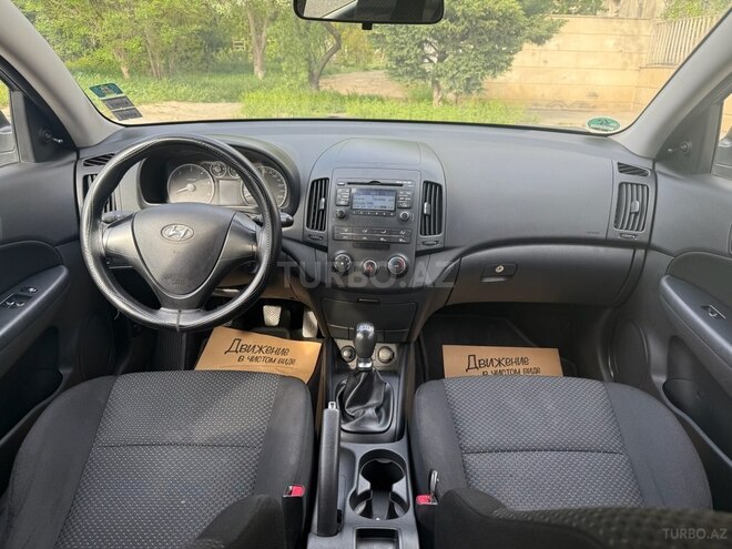 Hyundai i30 2011, 295,000 km - 1.6 l - Bakı