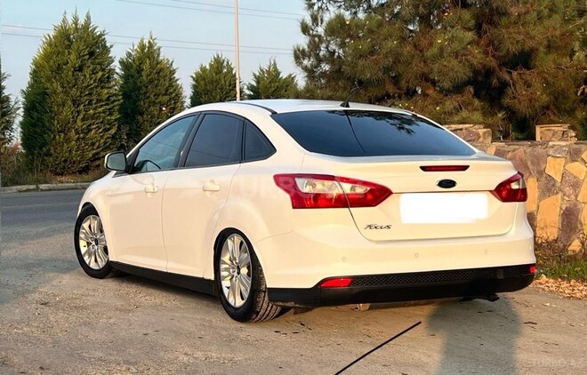 Ford Focus 2013, 265,000 km - 1.6 л - Bakı