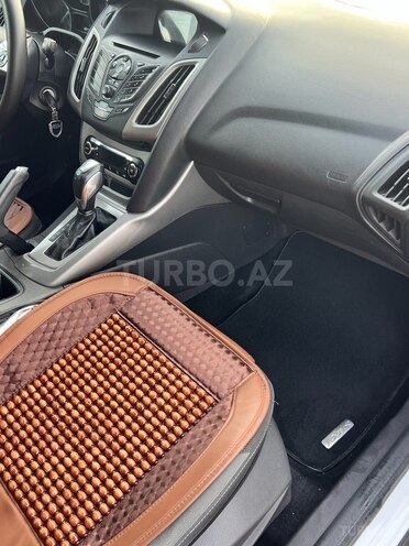 Ford Focus 2013, 265,000 km - 1.6 л - Bakı