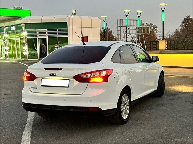 Ford Focus 2013, 265,000 km - 1.6 л - Bakı