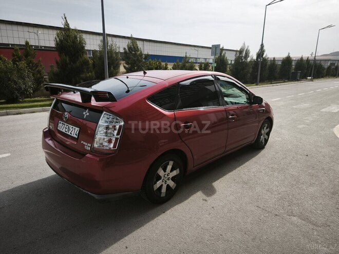 Toyota Prius-7