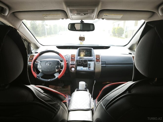 Toyota Prius-9