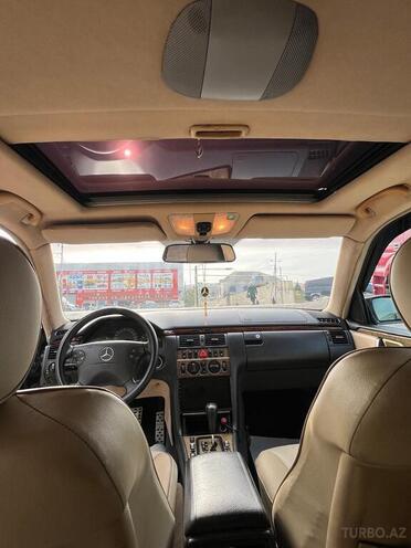 Mercedes E 280 2000, 336,720 km - 2.8 l - Bakı