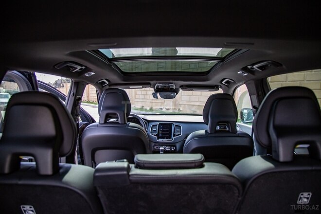 Volvo XC90-9