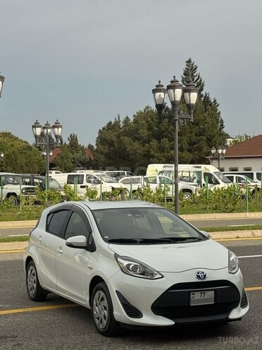 Toyota Aqua 2019, 120,000 km - 1.5 l - Bakı