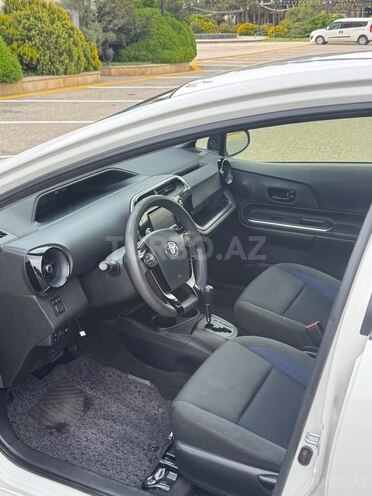 Toyota Aqua 2019, 120,000 km - 1.5 l - Bakı