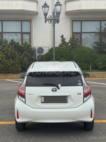 Toyota Aqua 2019, 120,000 km - 1.5 l - Bakı