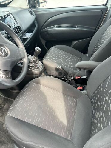 Fiat Doblo 2017, 163,000 km - 1.3 l - Bakı