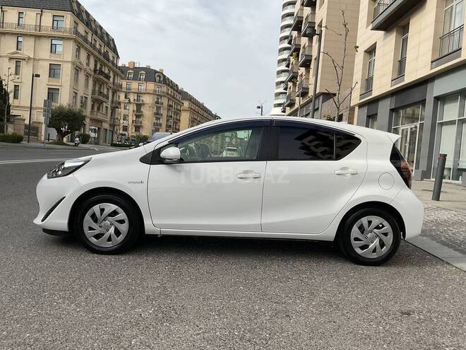 Toyota Aqua 2019, 25,000 km - 1.5 l - Bakı