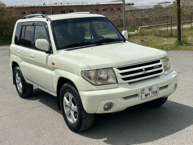 Mitsubishi Pajero io 2001, 131,800 km - 2.0 l - Bakı