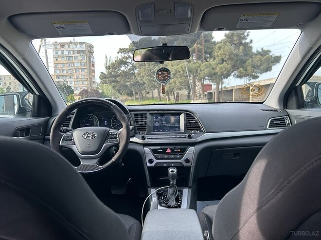 Hyundai Elantra 2017, 94,000 km - 2.0 l - Bakı