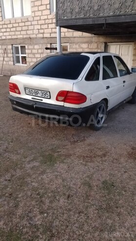 Ford Escort 1993, 300,000 km - 1.4 l - Ağstafa