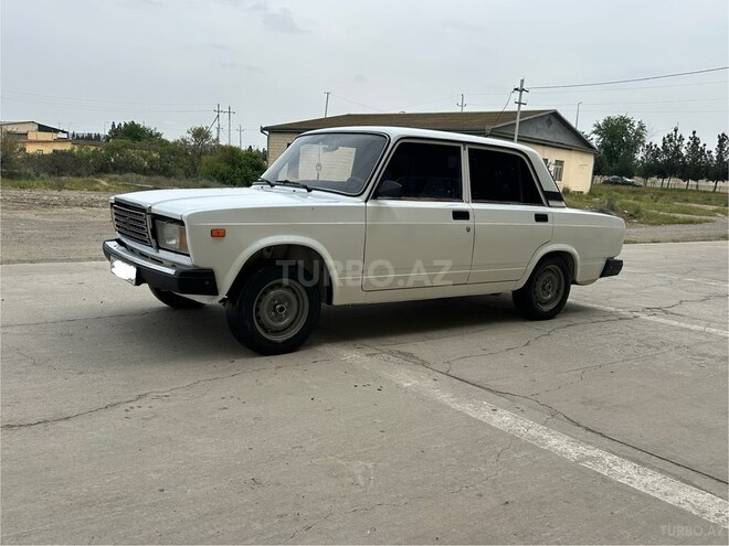 LADA (VAZ) 2107 2009, 95,000 km - 1.6 l - Şirvan