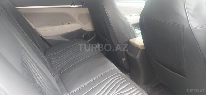 Hyundai Elantra 2019, 13,200 km - 2.0 л - Bakı