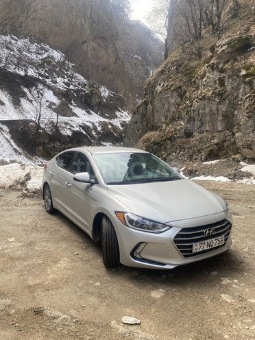 Hyundai Elantra 2017, 210,000 km - 2.0 l - Bakı