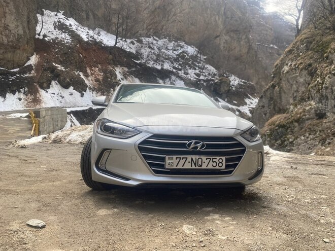 Hyundai Elantra 2017, 210,000 km - 2.0 l - Bakı