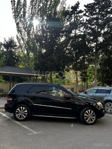 Mercedes ML 320 4MATIC 2009, 290,000 km - 3.0 л - Bakı
