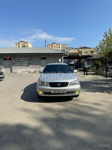 Nissan Sunny-1