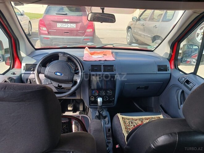 Ford Tourneo Connect 2007, 259,000 km - 1.8 л - Göygöl