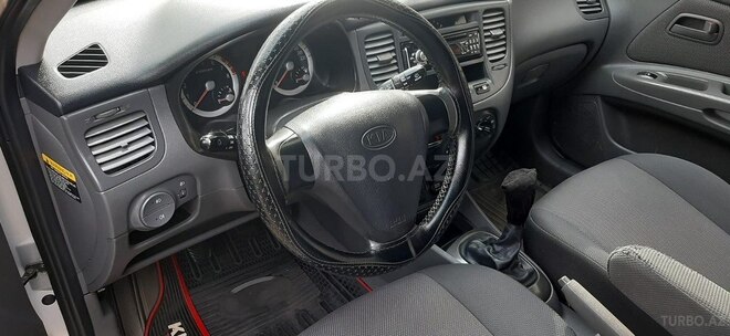 Kia Rio 2006, 180,000 km - 1.4 l - Bakı