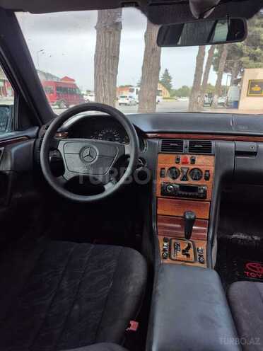 Mercedes C 220 d 1999, 234,765 km - 2.2 л - Bakı