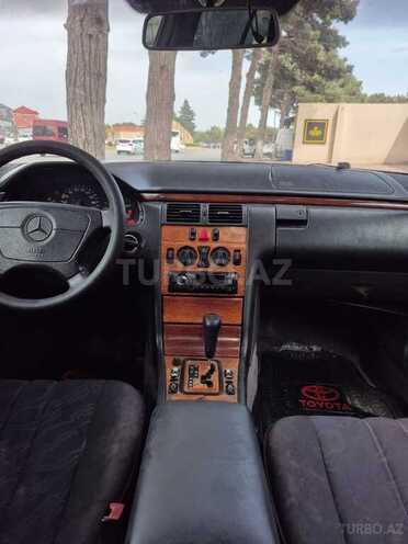 Mercedes C 220 d 1999, 234,765 km - 2.2 л - Bakı