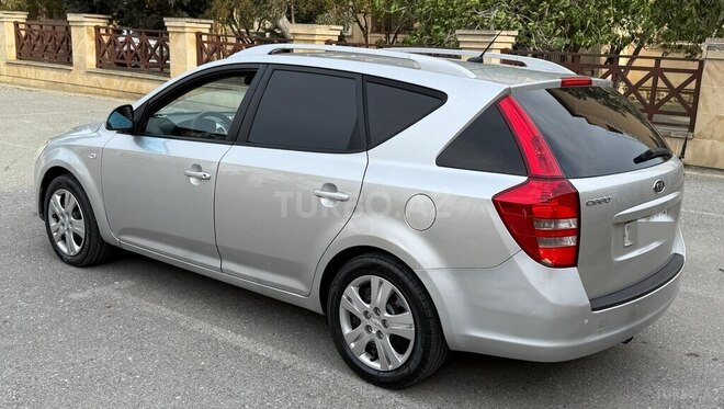 Kia Ceed 2008, 285,000 km - 1.6 л - Bakı