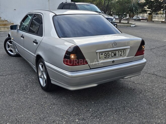 Mercedes C 200 2000, 328,123 km - 2.0 l - Bakı