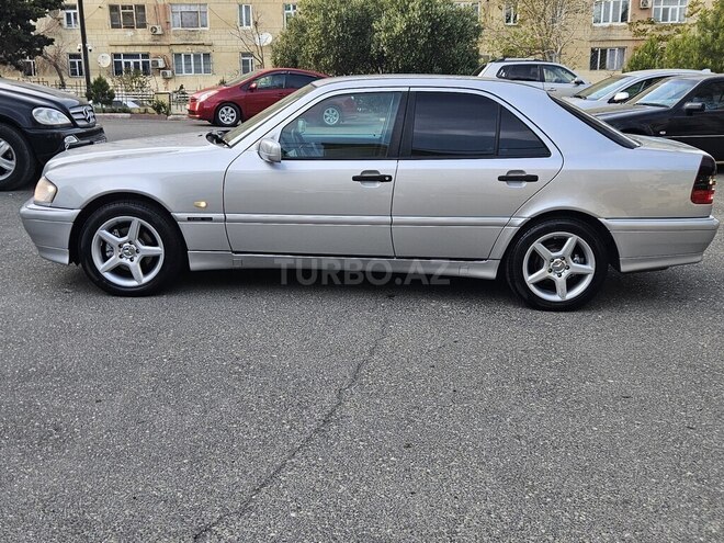 Mercedes C 200 2000, 328,123 km - 2.0 l - Bakı
